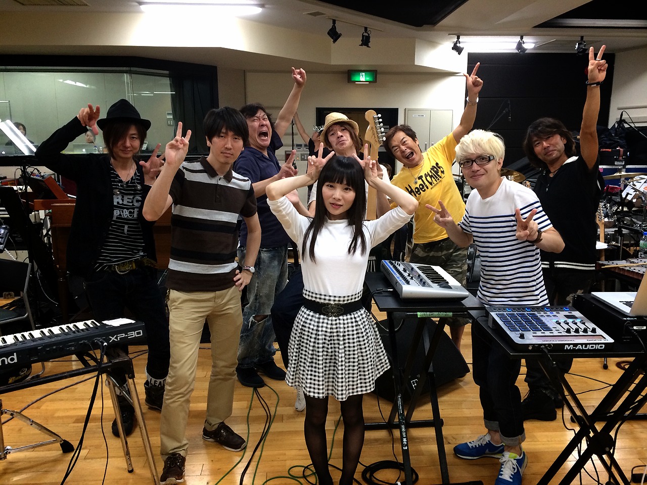 http://www.lantis.jp/15th/staffblog/fhana/4S__934227.jpg